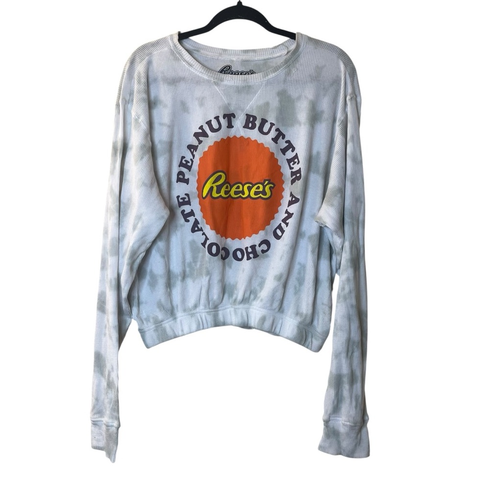 Reese’s Candy Graphic Shirt Sz M